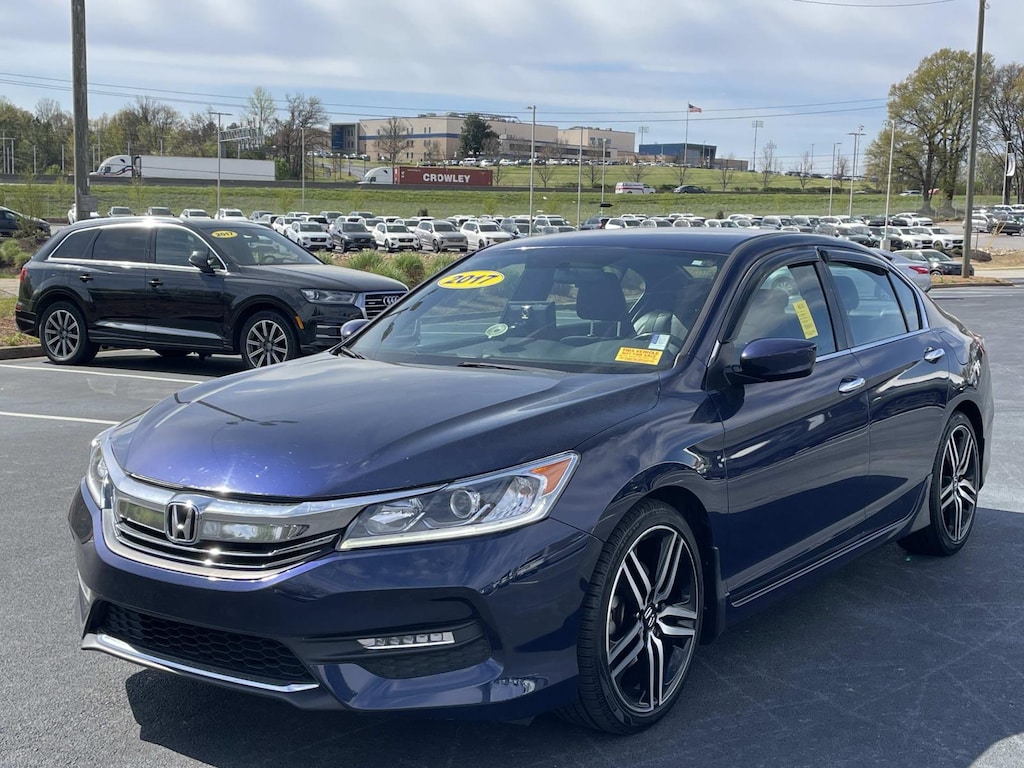 Used 2017 Honda Accord Sedan Sport SE CVT Car