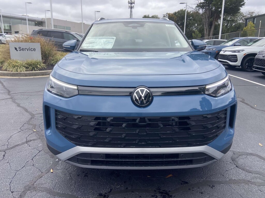 New 2026 Volkswagen Tiguan SE Sport Utility