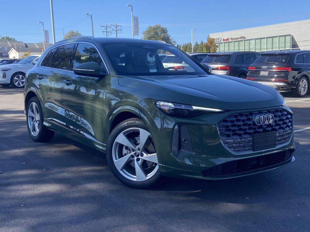 New 2025 Audi Q5 2.0T Prestige Sport Utility
