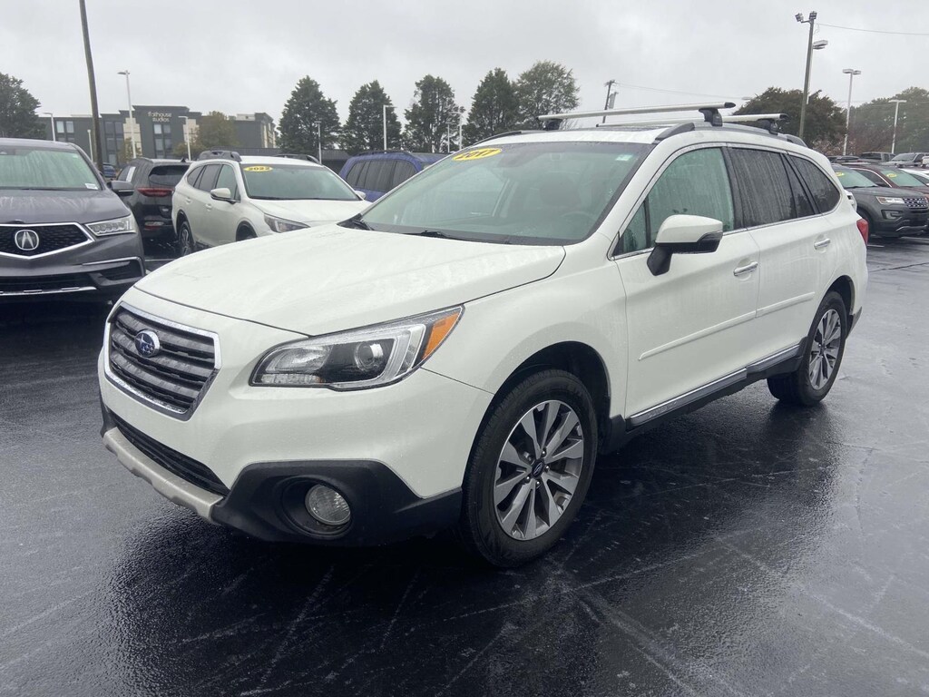 Used 2017 Subaru Outback 3.6R Touring Sport Utility