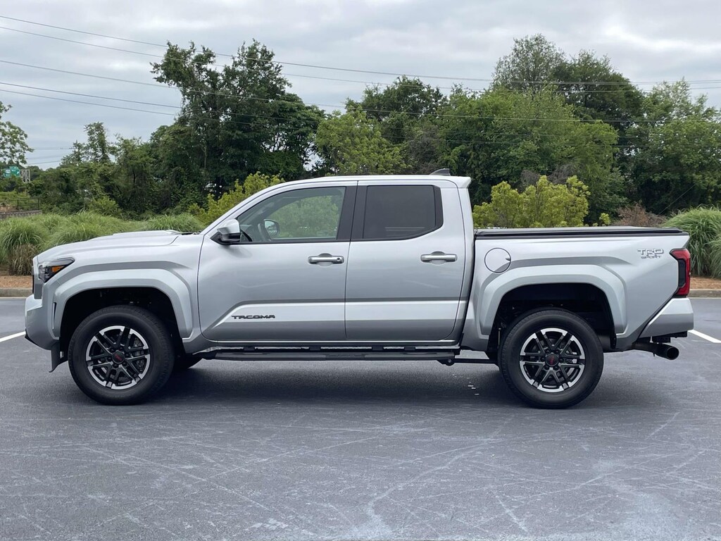 Used 2024 Toyota Tacoma 4WD SR5 Double Cab 5 Bed AT (Natl) Crew Cab Pickup