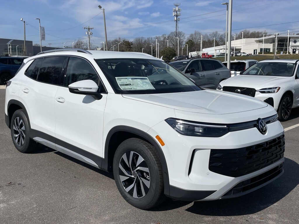 New 2026 Volkswagen Tiguan 2.0T S FWD Sport Utility