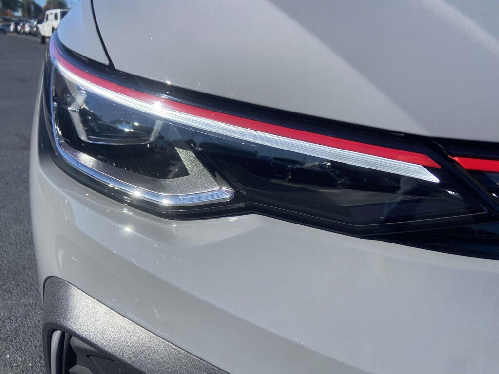 Used 2025 Volkswagen Golf GTI 2.0T SE DSG Car