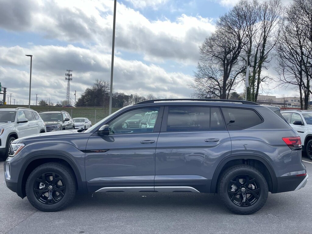 New 2026 Volkswagen Atlas 2.0T Peak Edition 4MOTION Sport Utility