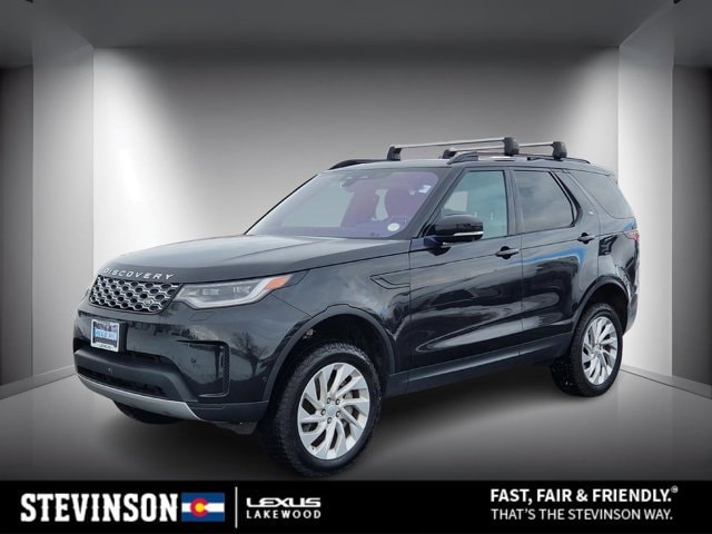 2021 Land Rover Discovery S's photo