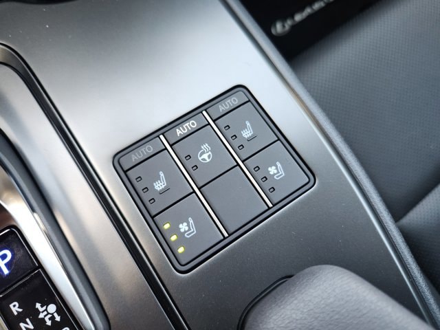 2026 Lexus UX Hybrid 300h Premium - Photo 13