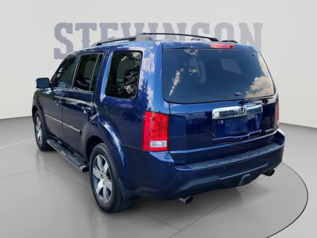 Used 2013 Honda Pilot Touring w/RES/Navi 4WD SUV