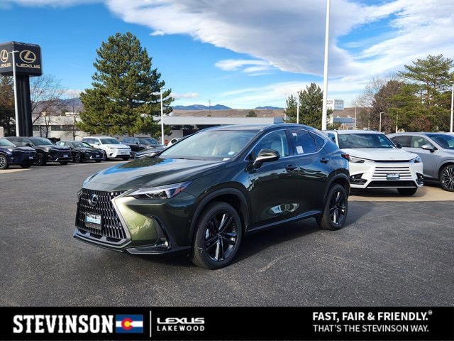 2026 Lexus NX PHEV 450h+'s photo