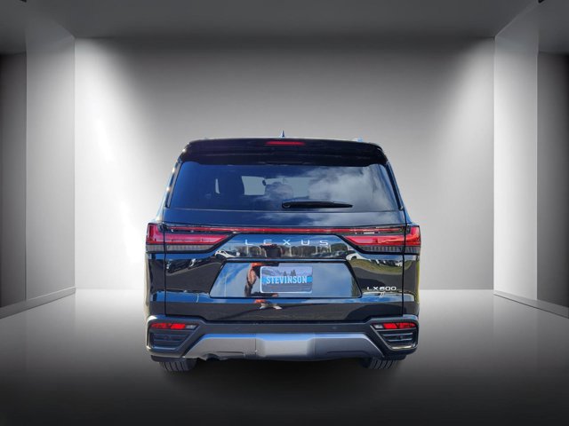 2022 Lexus LX 600 Premium photo 4