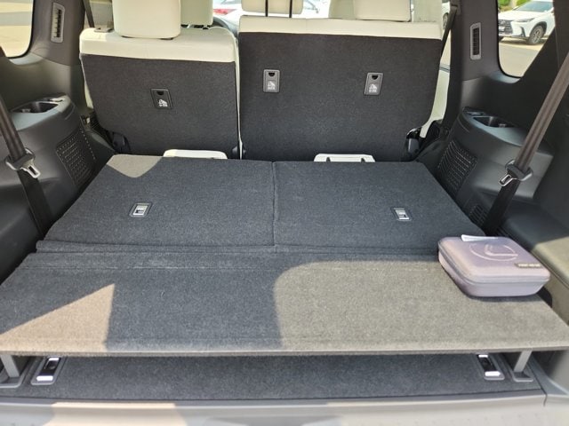 2026 Lexus LX 700h Luxury - Photo 31