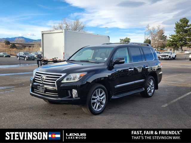 2014 Lexus LX 570's photo