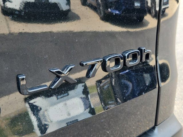2026 Lexus LX 700h Luxury - Photo 23