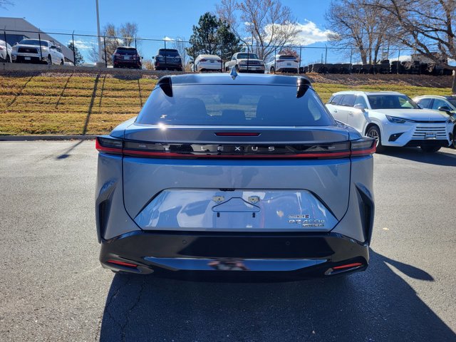 2023 Lexus RZ 450e Premium photo 4