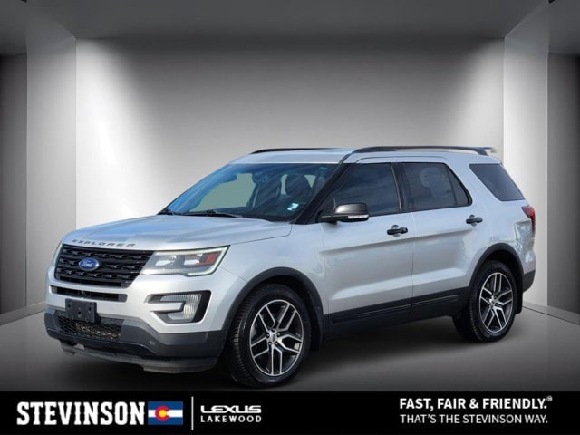 2017 Ford Explorer Sport's photo