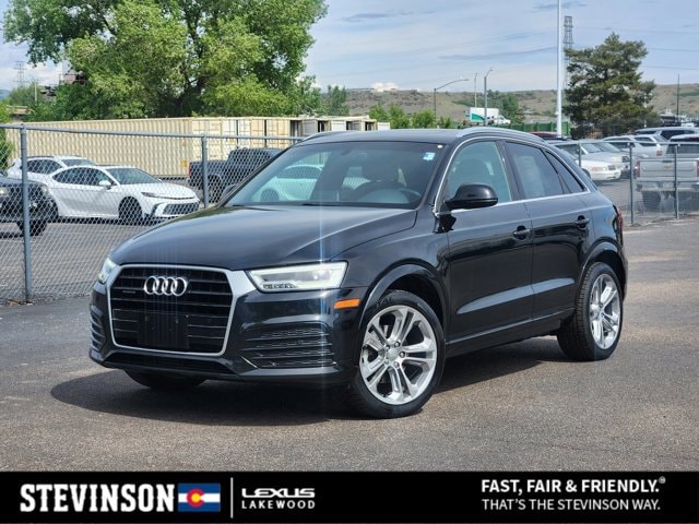 2016 Audi Q3 2.0T quattro tiptronic Prestige's photo