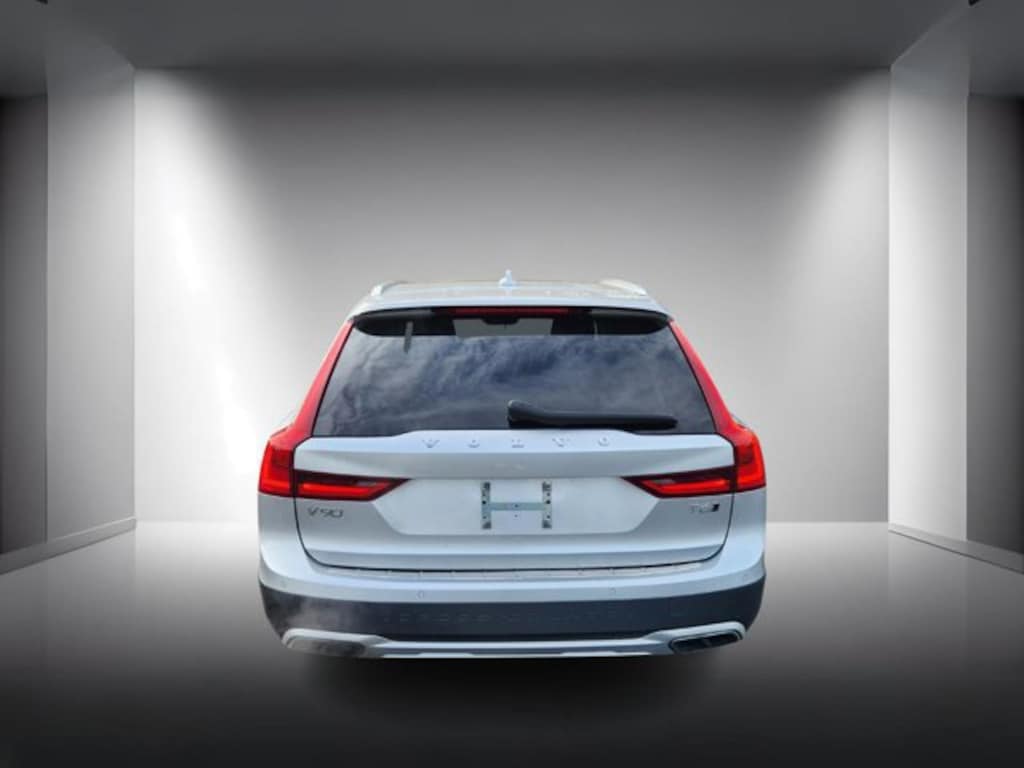 Used 2019 Volvo V90 Cross Country T6 Wagon