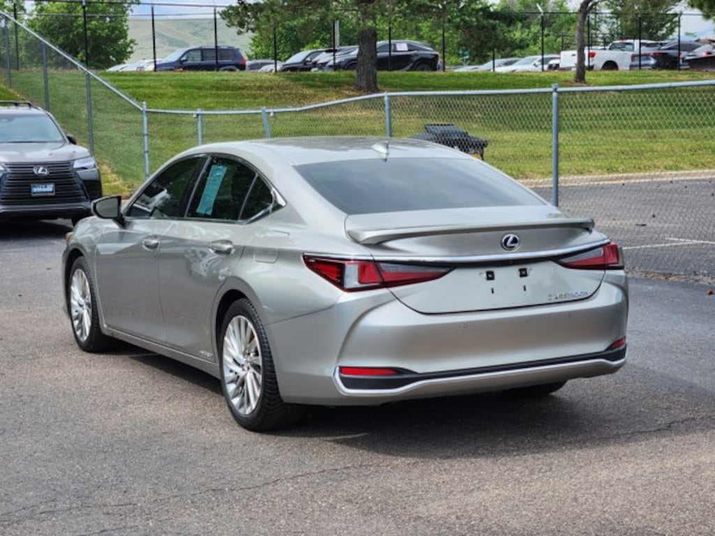 Certified 2021 Lexus ES 300h Luxury Sedan