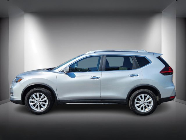 2018 Nissan Rogue SV photo 2
