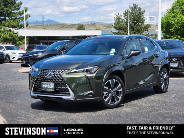 2026 Lexus UX 300h 300h Premium AWD's photo