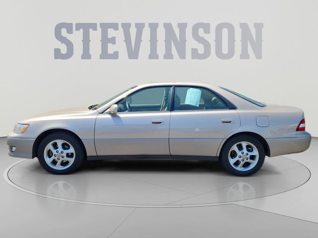 Used 2000 Lexus ES 300 with VIN JT8BF28GXY5084510 for sale in Lakewood, CO