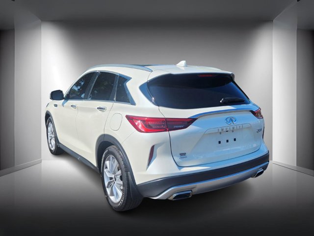 2021 Infiniti QX50 Luxe photo 3