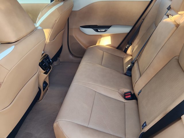 2026 Lexus RZ Premium - Photo 18