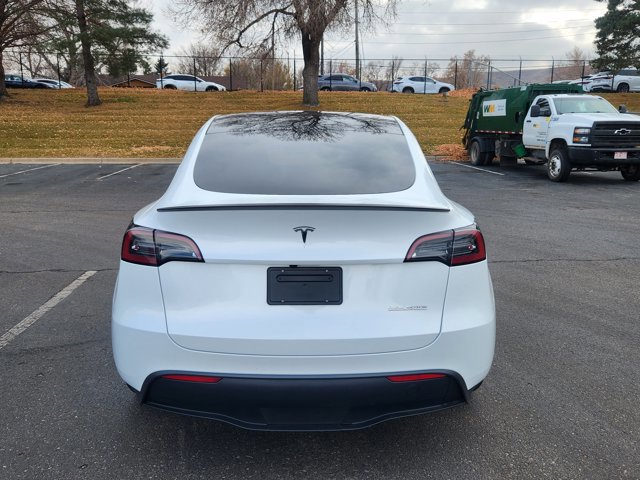 2023 Tesla Model Y Performance photo 4