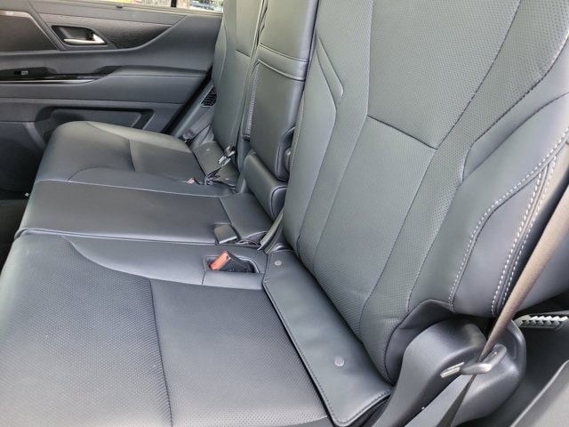 2026 Lexus LX 700h Luxury - Photo 17