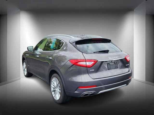 2018 Maserati Levante GranLusso photo 3