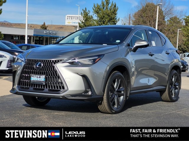 2026 Lexus NX PHEV 450h+'s photo
