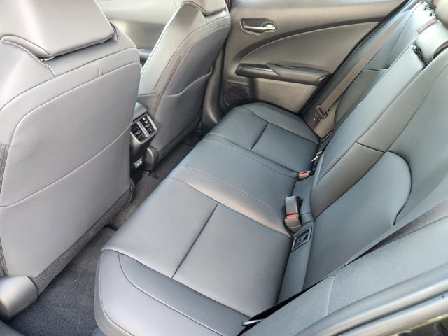 2026 Lexus UX Hybrid 300h Premium - Photo 19