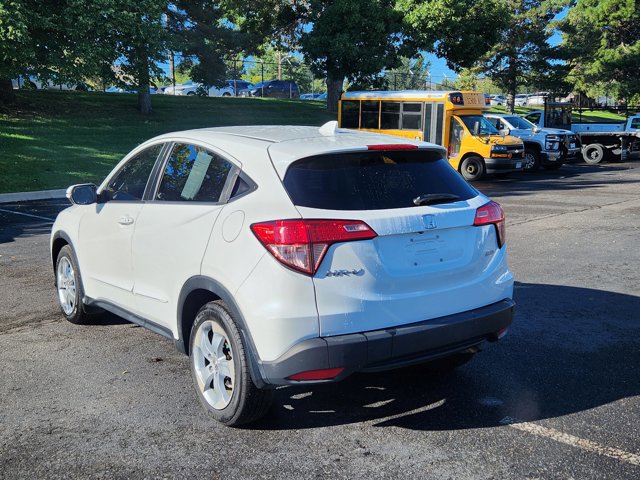 2017 Honda HR-V EX photo 2
