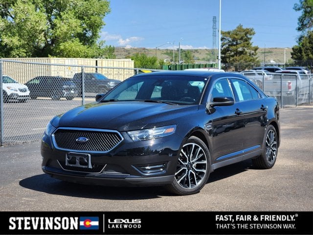 2018 Ford Taurus SHO AWD's photo