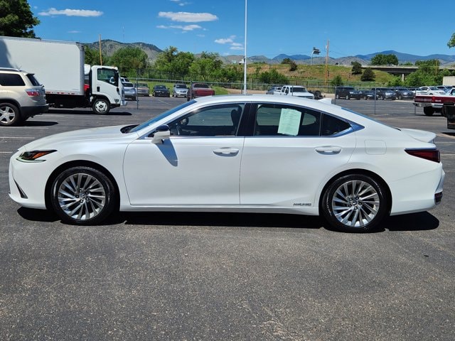 Used 2019 Lexus ES Hybrid 300h with VIN JTHB21B12K2043498 for sale in Lakewood, CO