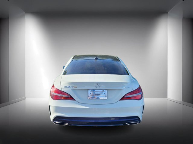 2018 Mercedes Benz CLA 250 4MATIC photo 4