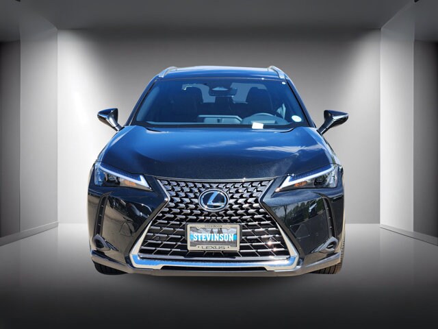 2026 Lexus UX Hybrid 300h Premium - Photo 5