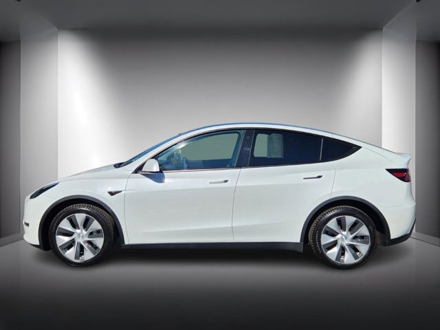 Used 2021 Tesla Model Y Long Range with VIN 5YJYGDEE1MF265284 for sale in Lakewood, CO