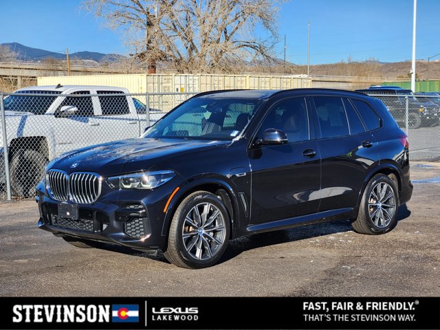 2022 BMW X5 45e's photo