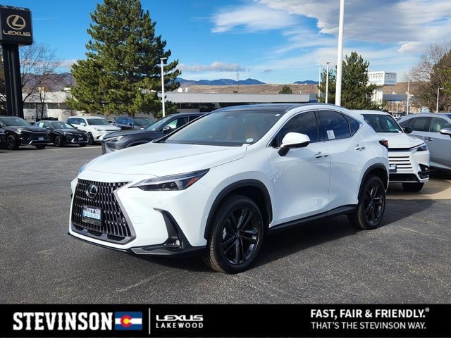 2026 Lexus NX PHEV 450h+'s photo