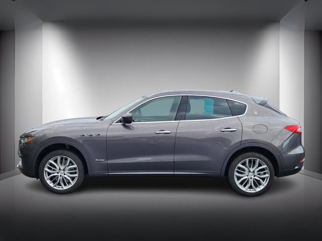 2018 Maserati Levante GranLusso photo 2