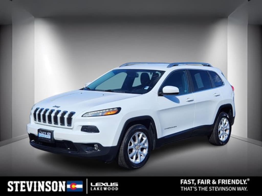 Used 2015 Jeep Cherokee Latitude FWD SUV