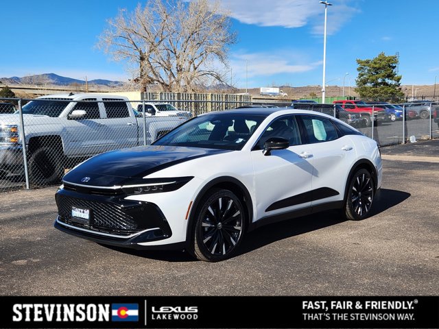 2026 Toyota Crown Platinum's photo