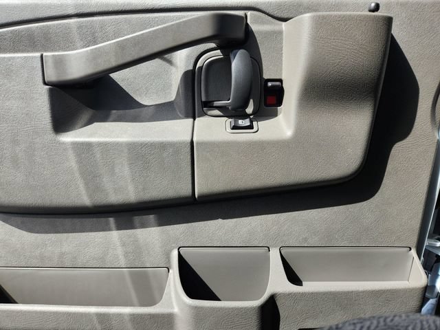 2026 Chevrolet Express Cargo Work Van - Photo 12