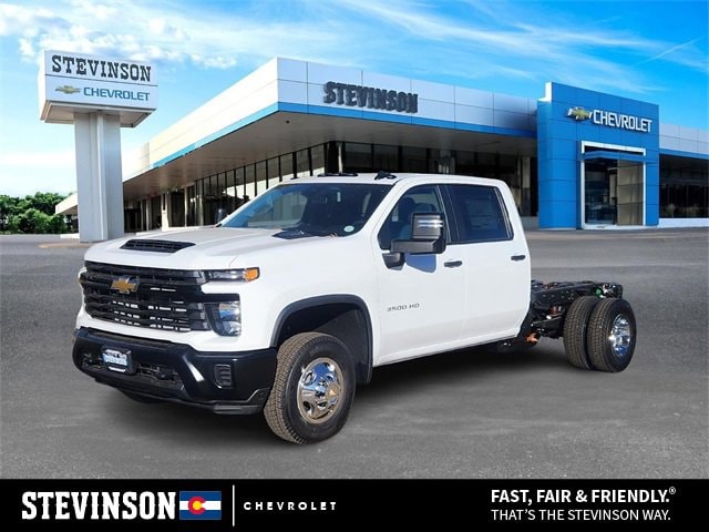 2026 Chevrolet Silverado 3500HD Work Truck's photo