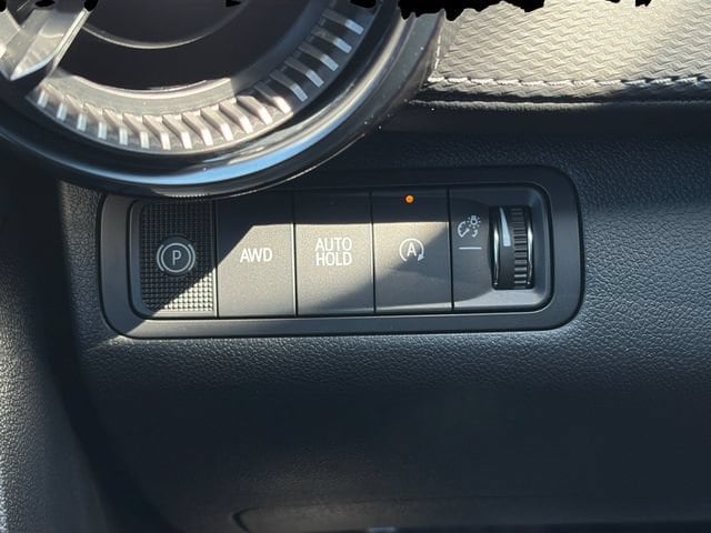 2027 Chevrolet Equinox LT - Photo 11
