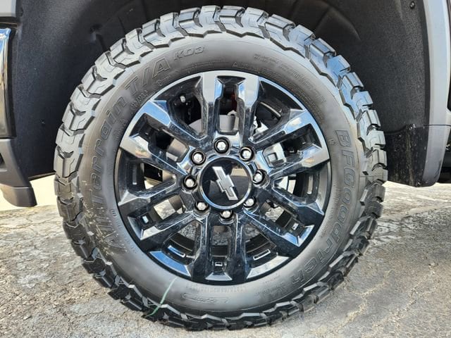 2026 Chevrolet Silverado 2500 HD LTZ - Photo 29