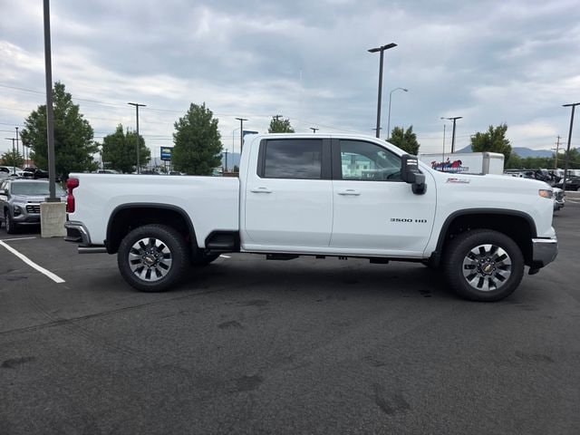 2025 Chevrolet Silverado 3500 HD LT - Photo 6