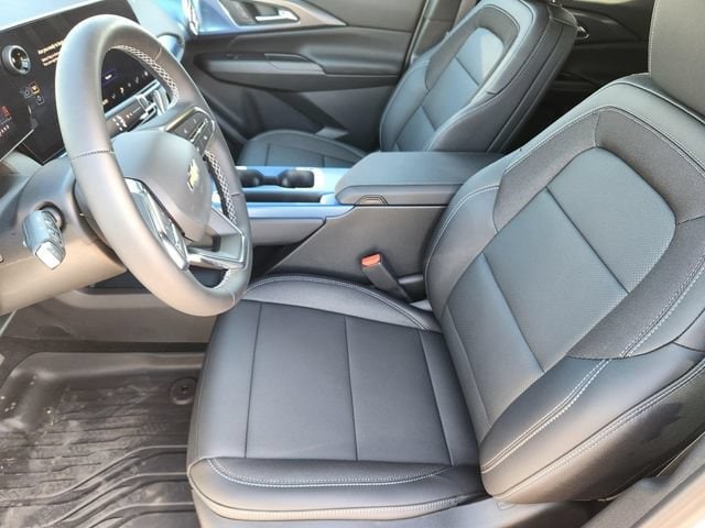 2026 Chevrolet Equinox EV 2LT - Photo 11