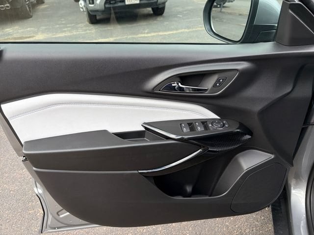 2026 Chevrolet Trax LT - Photo 13
