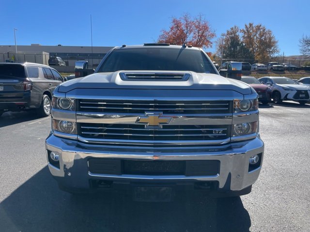 2018 Chevrolet Silverado 3500HD LTZ photo 2